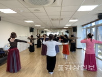 구군 문예회관 봄학기 수강생모집 분주