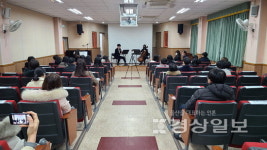 코로나로 지친 마음 위로를 교사들의 작은연주회