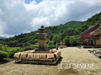 [배혜숙의 한국100탑(72)]김천 수도암 동·서 삼층석탑