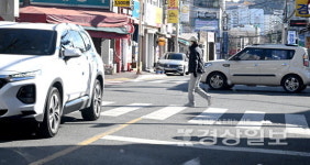 개정 도로교통법 시행 6개월, 울산 횡단보도 앞 일시정지 정착 멀었나