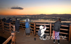 일몰 명소 염포전망대 발길 이어져