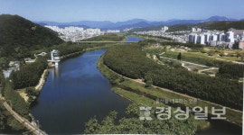 서진길 사진작품집, 울산 근대화의 역사 담다