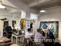 [원도심 문화벨트 강화해 울산도 문화도시 조성을]공연·전시장이 된 창고 실험적 예술의 무대로