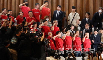 국회 '이태원참사특별법''채상병특검법' 통과