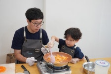 여수와, 아빠와 차린 밥상 프로젝트로 양성평등 실천