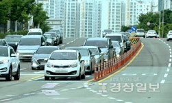 울산 중구 사곡천교차로 출·퇴근길 정체 극심