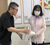 삼성웰스토리(주)금호석유화학울산고무 | 금호석유화학(주) 울산고무공장, 울산광역시시각장애인복지관에 선풍기 20대(200만원 상당) 전달]