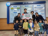 아나바다 행사 수익금 이웃돕기 성금으로 기탁