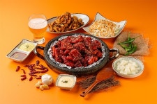 숯불치킨 전문점 왕초바베큐, 전통과 현대의 조화로 인기몰이하며 10호점 돌파