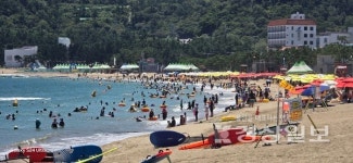 울주군 진하해수욕장 27일 본격 개장…8월31일까지 66일간 운영