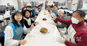 울산광역시노인복지관, 이수네 반찬가게 시즌2...어르신 식생활 자립 돕는 실습 진행