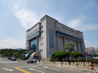 이르면 내년말 폐점…유통가 경고음