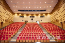 울산 북구문화예술회관, 20년 넘은 공연장 의자 교체