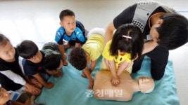 충주 엄정초, 심폐소생술 교육