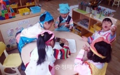 충주 남한강초 병설유치원, 송편만들기