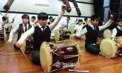 창의력도 키우고 애향심도 키운다