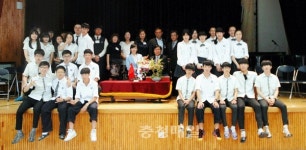 청주 봉명고·우한시 실험학교, 7년 우정꽃 피우다