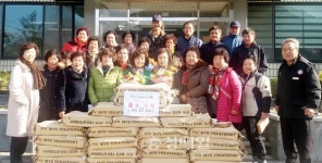 영동 학산면 새마을지도자협, 경로당에 동태 전달