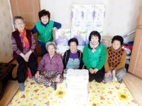 청주 남이면 새마을부녀회, 경로당에 화장지 전달