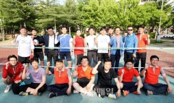 충북기자협회 출입처별 족구대회