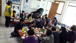 영동 추풍령면 적십자봉사회 경로잔치