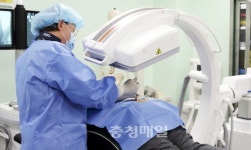 건양대병원 통증크리닉 절개없이지역 최초로 신경관 확장술 시행