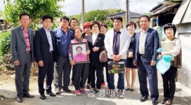 동량면 지역사회보장協, 장수사진 전달