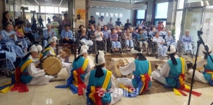 천안 백석동 주민자치위, 재능기부 음악회