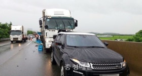 중부고속도로 상·하행선서 사고 잇따라