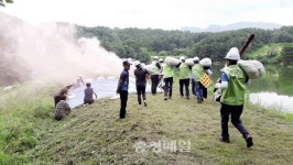 농어촌公 옥천·영동지사, 개심저수지 수리시설 응급복구 실제훈련