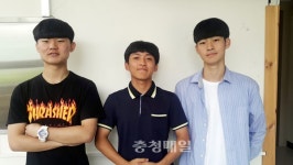 학생들의 신속한 조치로 소중한 생명 살리다