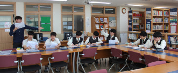 청소년의 꿈·희망을…LG화학, 찾아가는 진로상담 활동