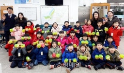 충주 신세계어린이집 원아들, 고사리 손으로 온정 전달