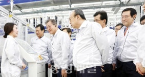 文대통령 진천 한화큐셀 방문 왜?