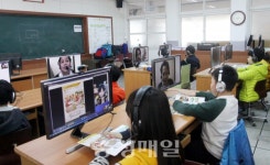 영동 양강초, 원어민 원격 화상영어 호응