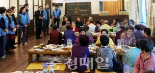 천안시 신안동 행복키움지원단, 경로잔치