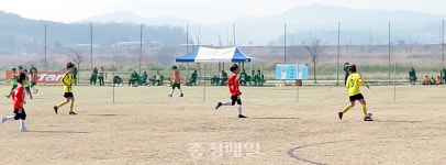 축구 꿈나무들, 부여 백마강생활체육공원서 새싹 틔우다