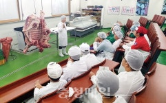 공주시, 공주알밤한우 식육처리기술교육 실시