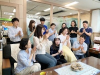 청주 가경동, 직원 생일 파티 열어