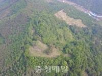 청양 두릉산성은 백제시대 성곽이다