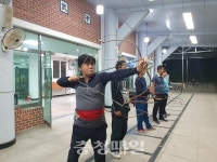 여가생활 즐기고 스트레스도 풀고…영동 국궁장 영무정 인기