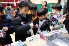 당진시 조금초, 아나바다 장터 운영