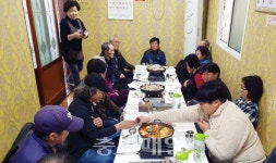 서천군 문산면 금복1리 청년회, 효사랑 나눔 행사 열어
