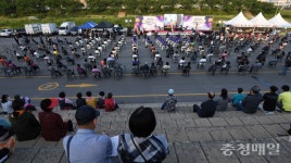 청주 무심천 연등축제도 사회적 거리두기