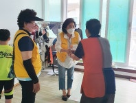 청주시 봉명1동 자원봉사대, 힐링 도시락 배달