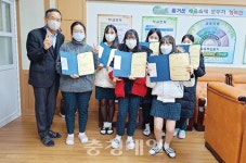 논산여중 학생들, 놀뫼백일장 입상