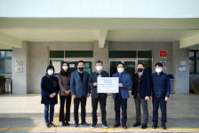 우성양행, 논산여상에 장학금 전달