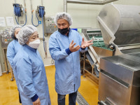 이재숙 청주시 흥덕구청장, 친환경 농산물 공급업체 방문