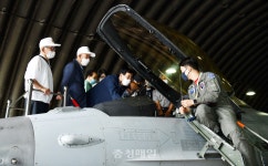 공군 19전비, 충주 보훈단체 초청 행사…헌신 잊지 않겠습니다