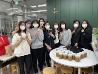 영동 황간면 청소년·학부모, 홀몸노인에 유자청 전달